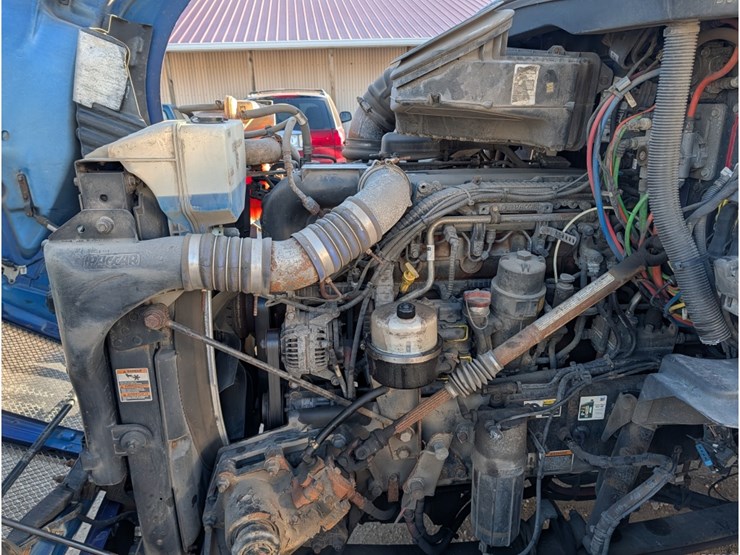 2020-kenworth-t680-image-19