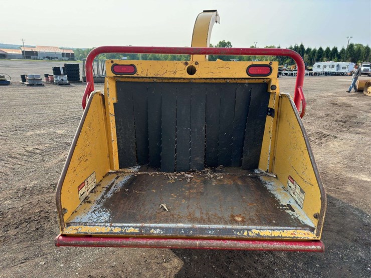 vermeer-wood-chipper-image-8