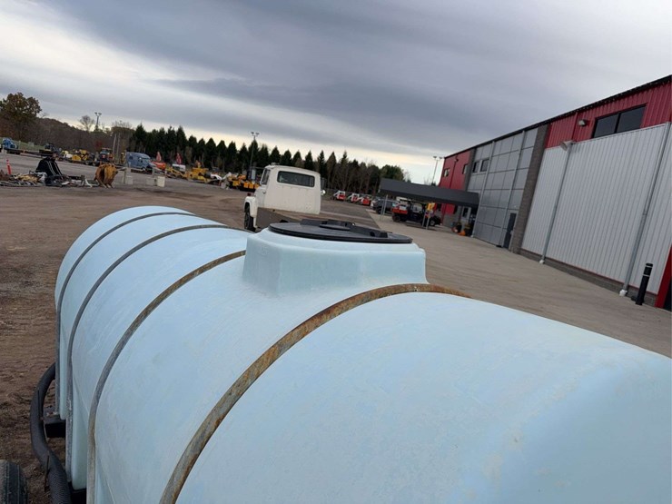 clark-nurse-tank-image-10