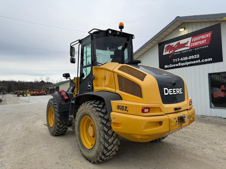 2020-deere-344l-image-4