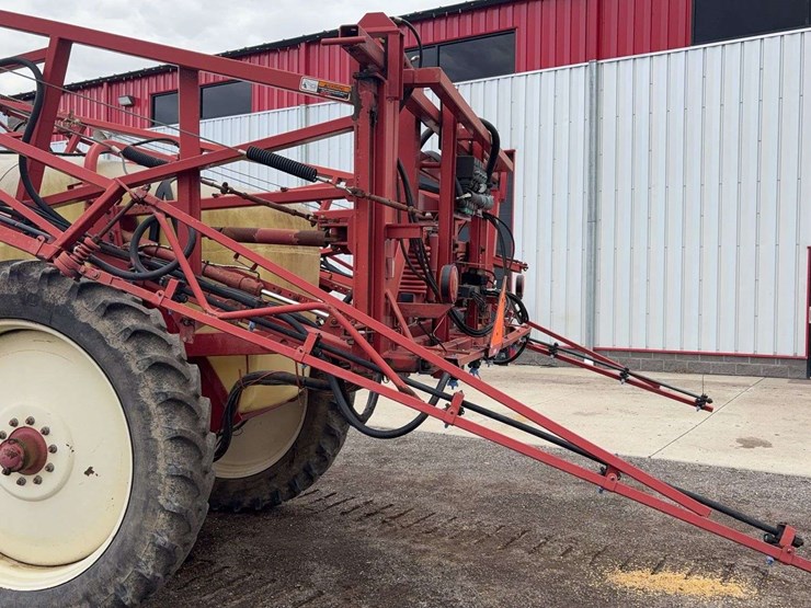 hardi-command-sprayer-image-10