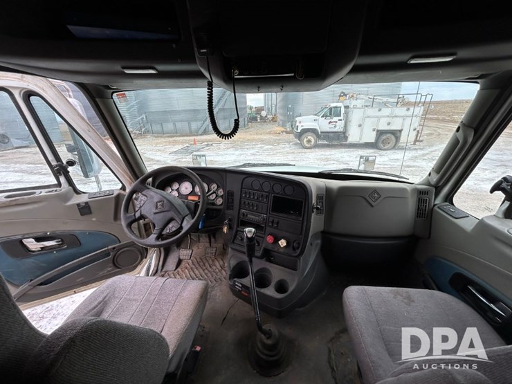 international-prostar-image-83