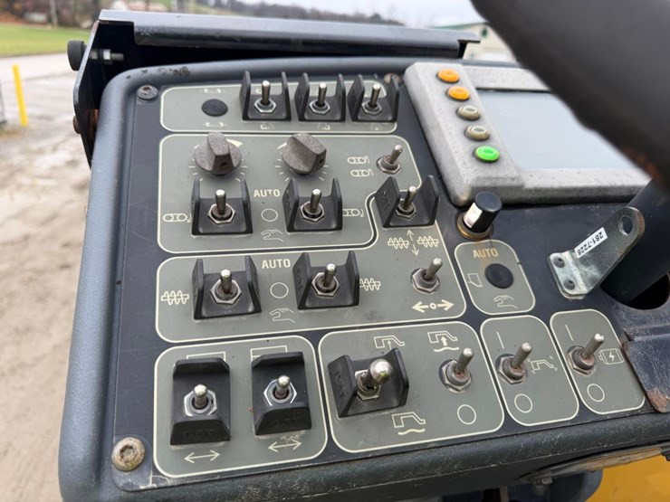 2015-caterpillar-ap-555e-image-20