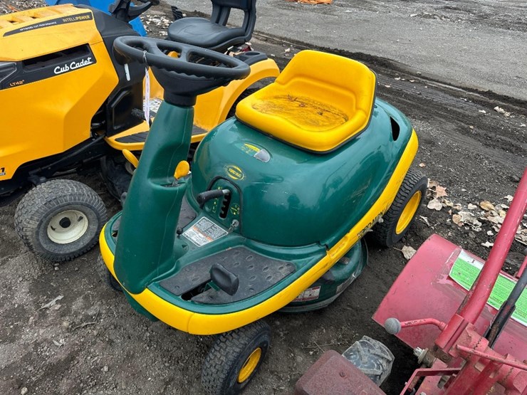 yard-man-yard-bug-30in-riding-lawn-mower-image-3