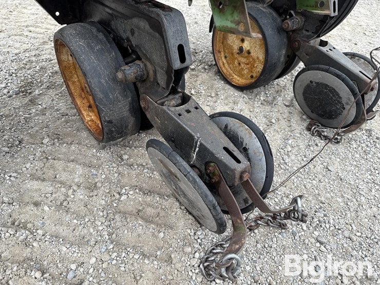 shop-made-2-row-planter-image-15