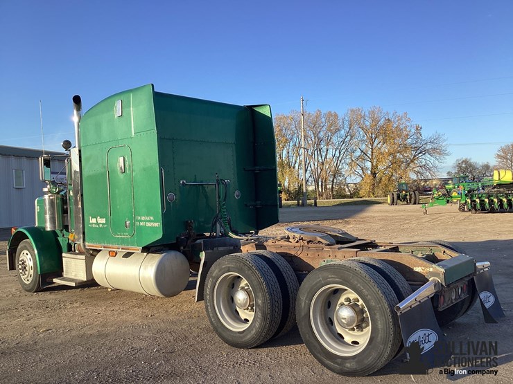 peterbilt-379-image-7