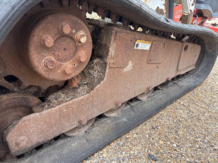 2007-bobcat-t180-image-8