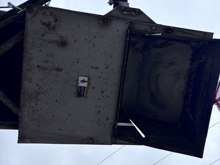 2013-merritt-hopper-image-37