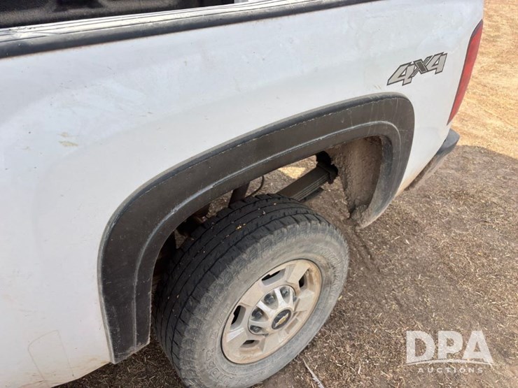 chevrolet-silverado-2500hd-image-26