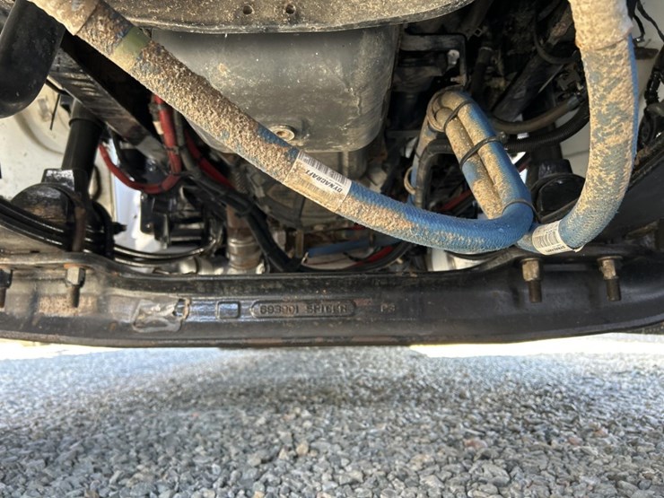 2017-peterbilt-337-image-73