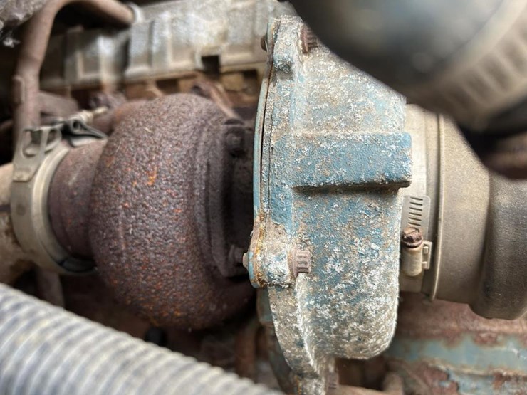 international-4700-image-38