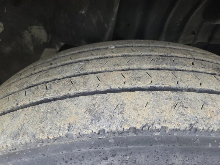 2013-international-durastar-4300-image-90