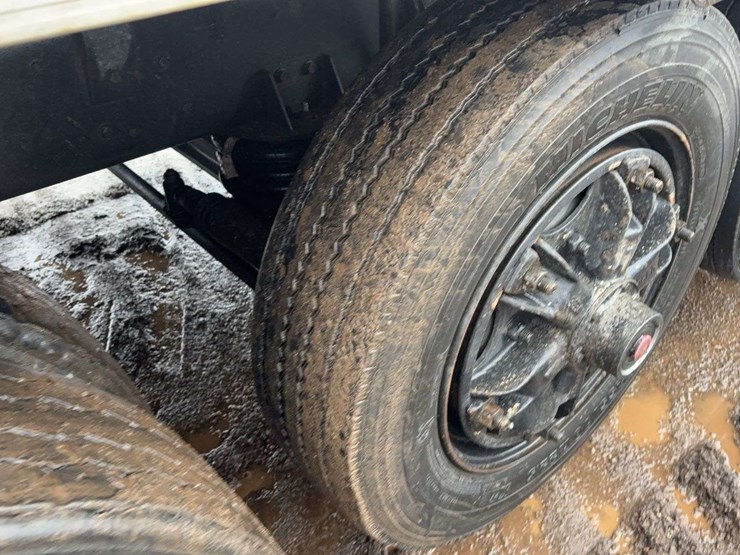 1994-ford-lt9000-image-12