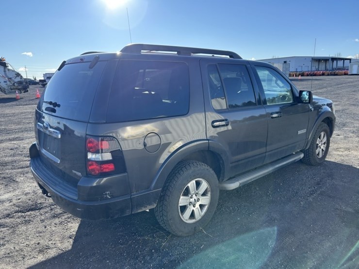 2007-ford-explorer-xlt-image-5