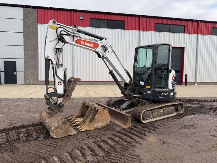 2020-bobcat-e42-image-1