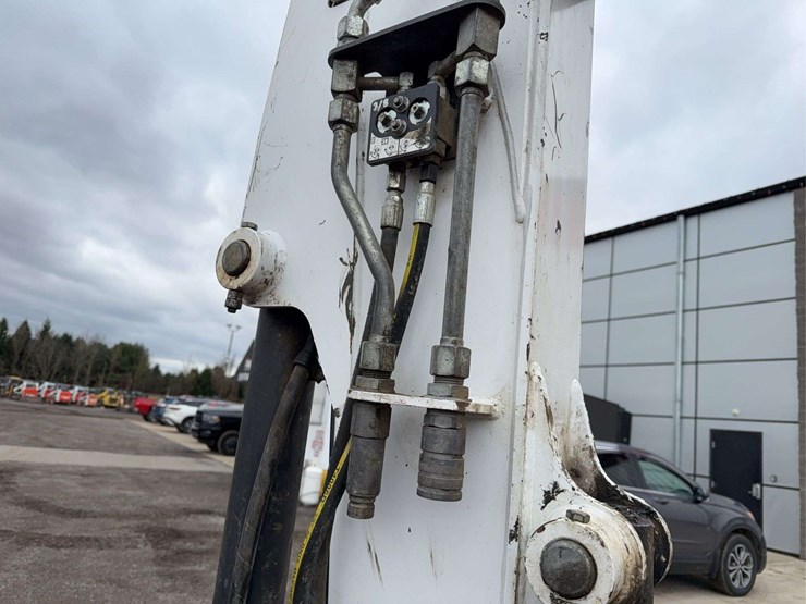 2020-bobcat-e42-image-55