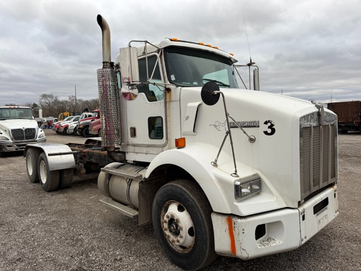 kenworth-t800-image-2