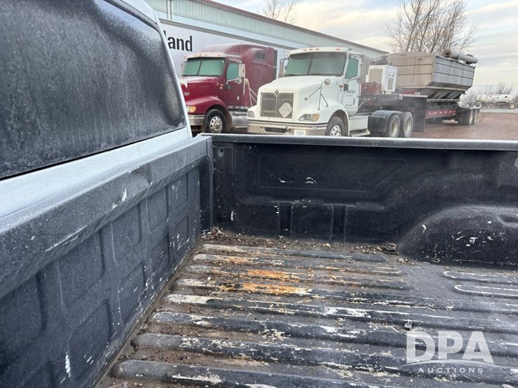 dodge-ram-3500-image-32