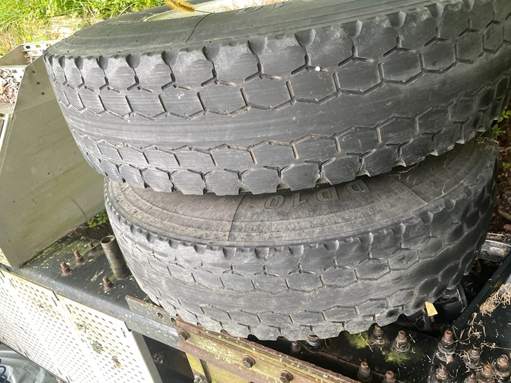 #210-•-2009-international-eagle-semi-tractor-(fall-creek,-wi)-(has-wi-title)-image-45