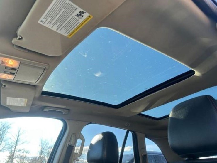 ford-edge-sel-image-41