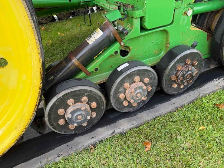 2005-john-deere-8520t-image-26