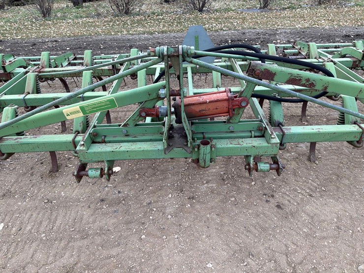 john-deere-1100-image-5