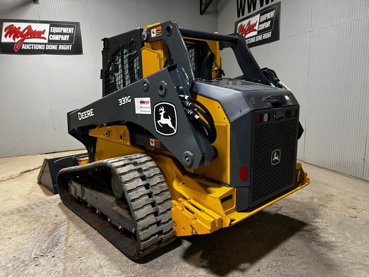 2022-deere-331g-image-3