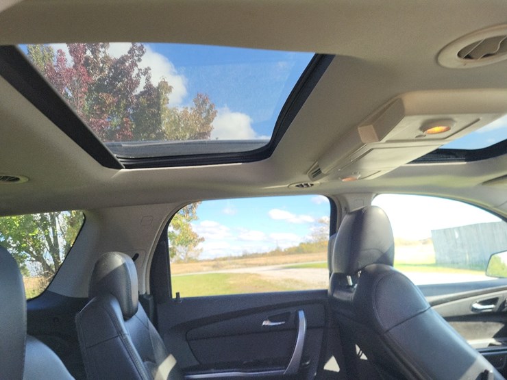 gmc-acadia-slt-image-50