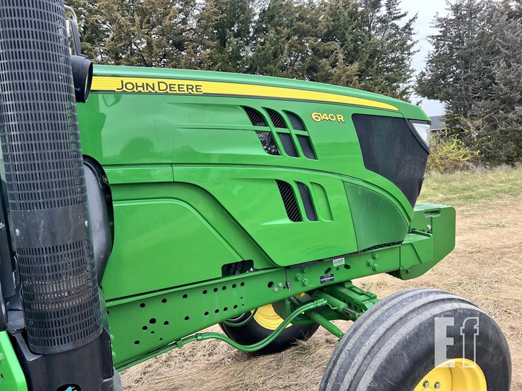 john-deere-6140r-image-34