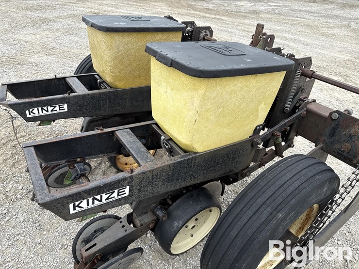 shop-made-2-row-planter-image-12