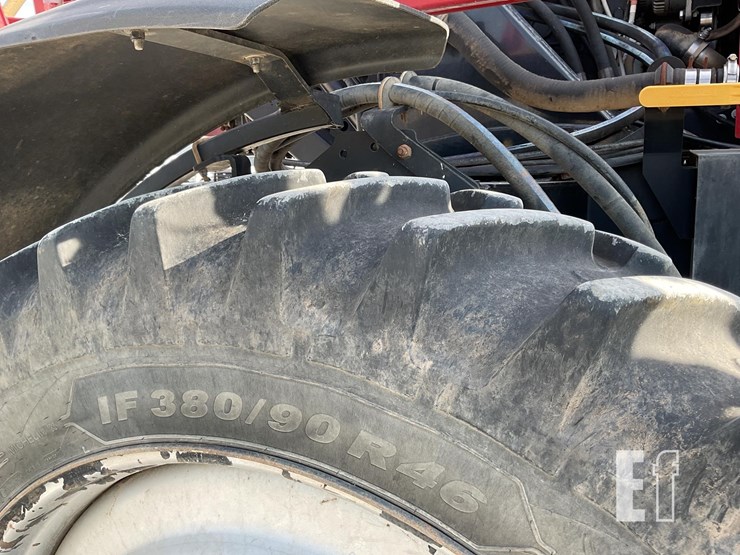 case-ih-patriot-3330-image-23