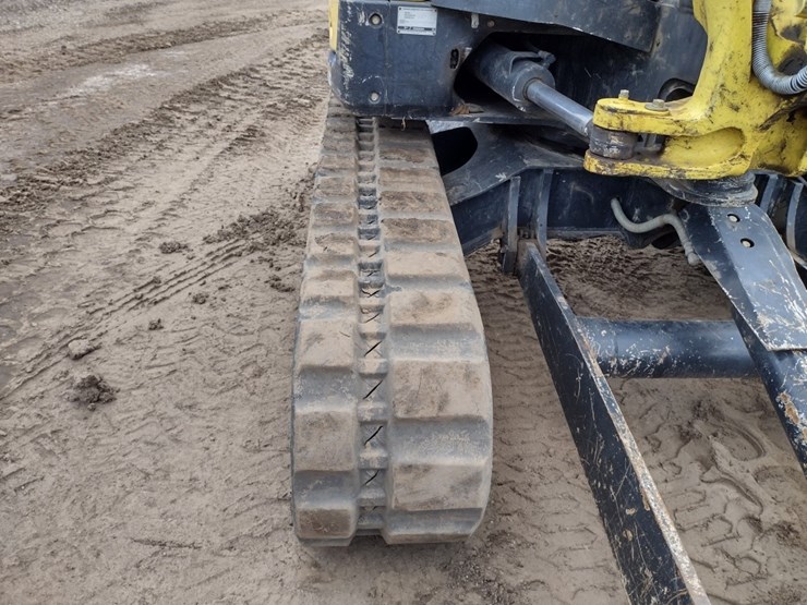 yanmar-vio45-image-42