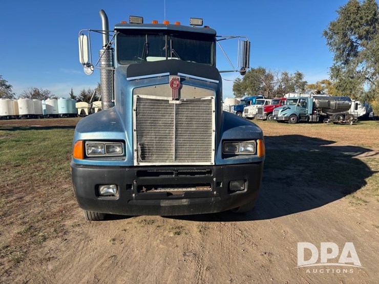 kenworth-t600-image-19