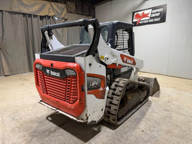 2021-bobcat-t64-image-5
