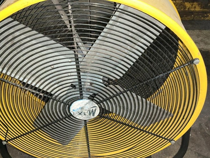 #600-•-maxx-air-electric-fan-image-9