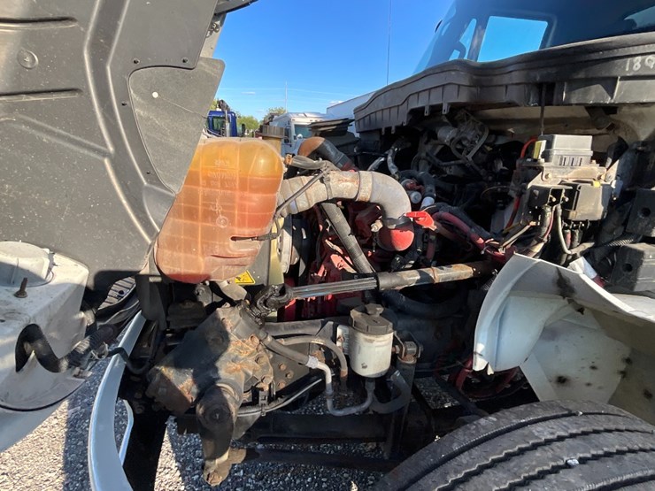 international-durastar-4300-image-17