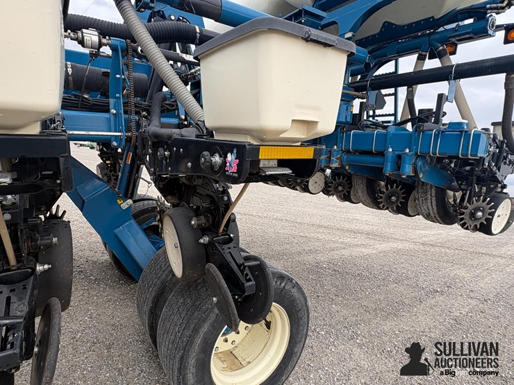 kinze-3800-image-15