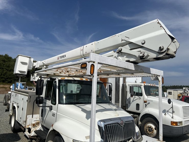 international-4000-image-35