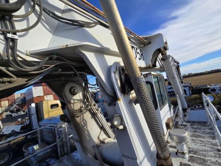 2007-taylor-ts1068-image-25