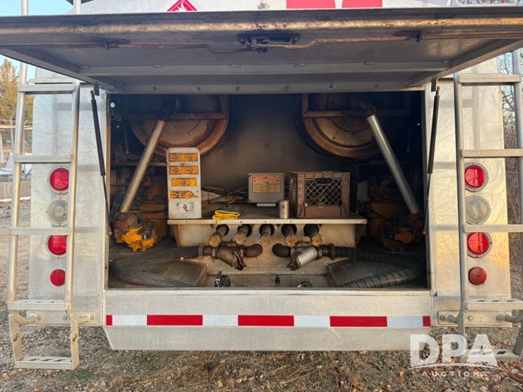 kenworth-t300-image-7