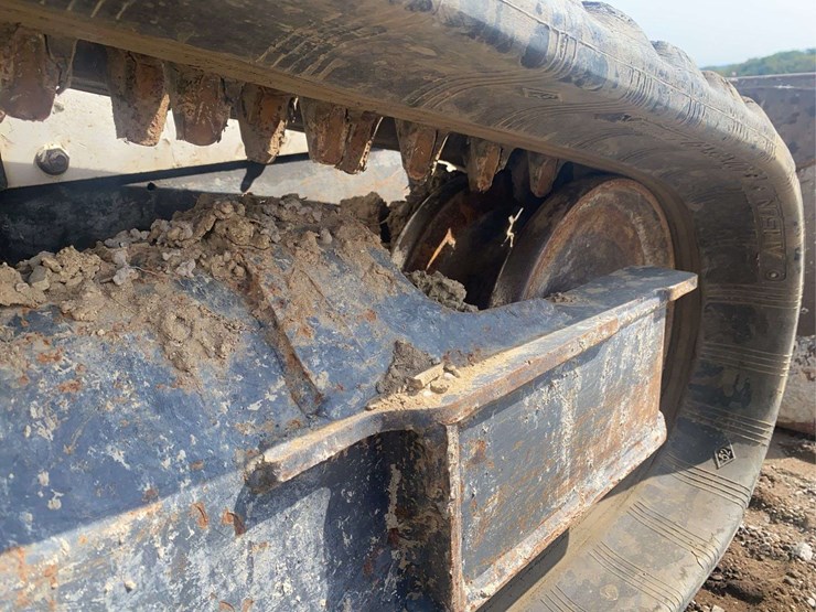 bobcat-t590-image-12