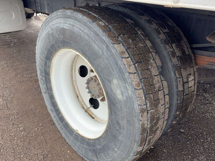 2018-isuzu-ftr-image-5