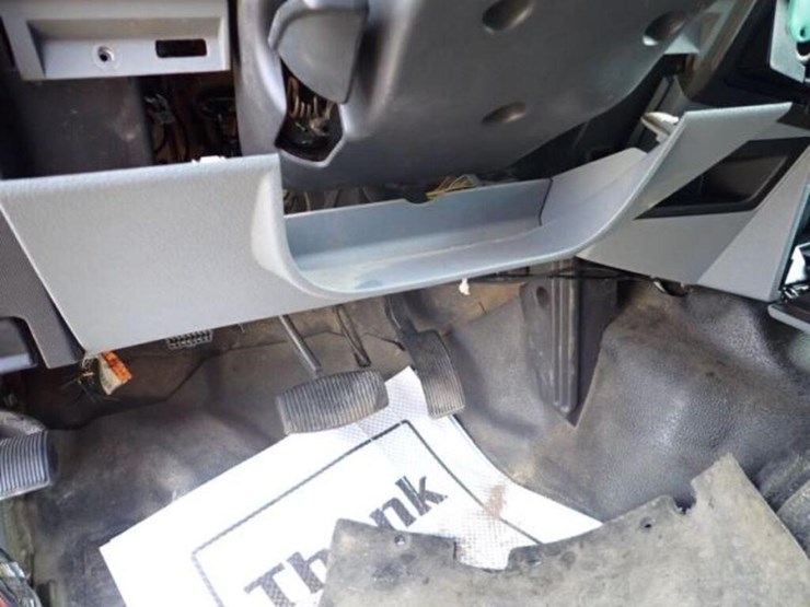 2012-ford-f250-xl-image-20