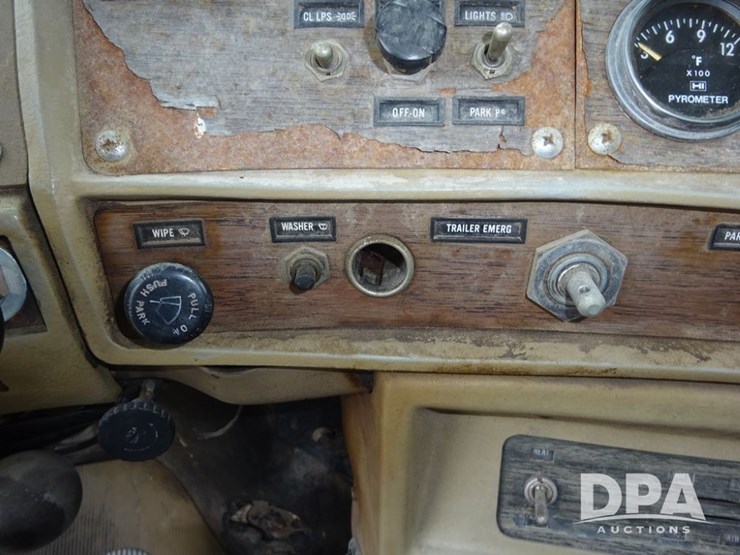 mack-r686st-image-90