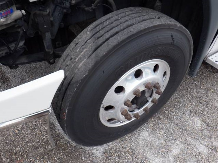 freightliner-cascadia-125-image-20