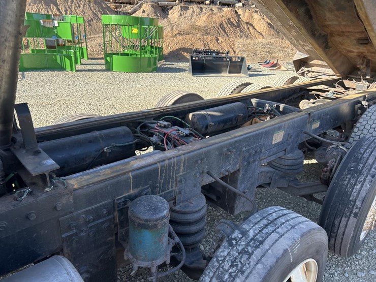 1997-cummins-m11-image-28