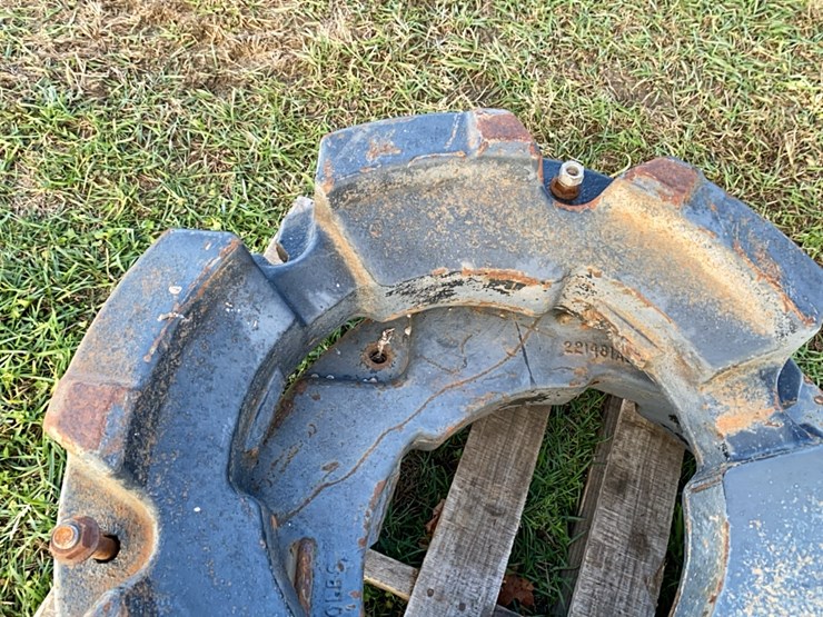 case-ih-270-wheel-wts,-500#-image-4