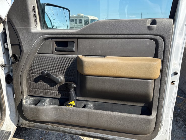 2009-ford-f150-image-27