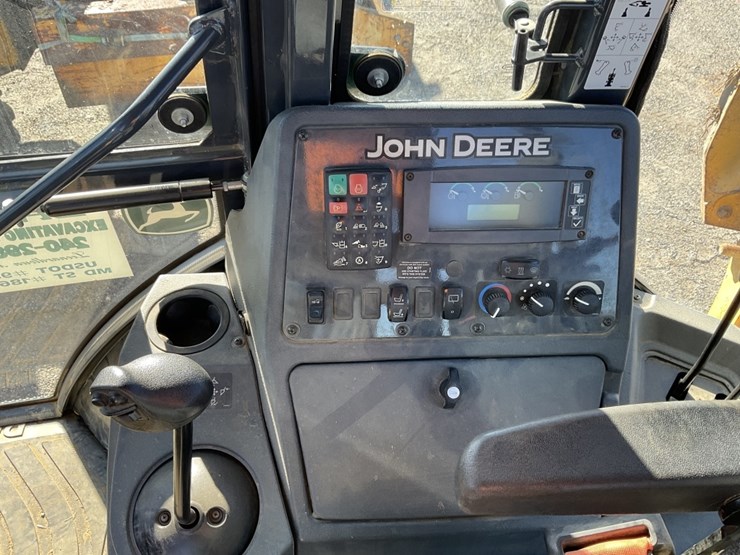 john-deere-310-image-7