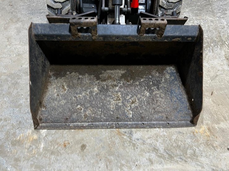 2021-bobcat-l23-image-9